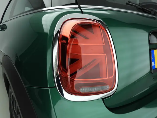 MINI 3-Deurs Cooper 2021 Benzine 27