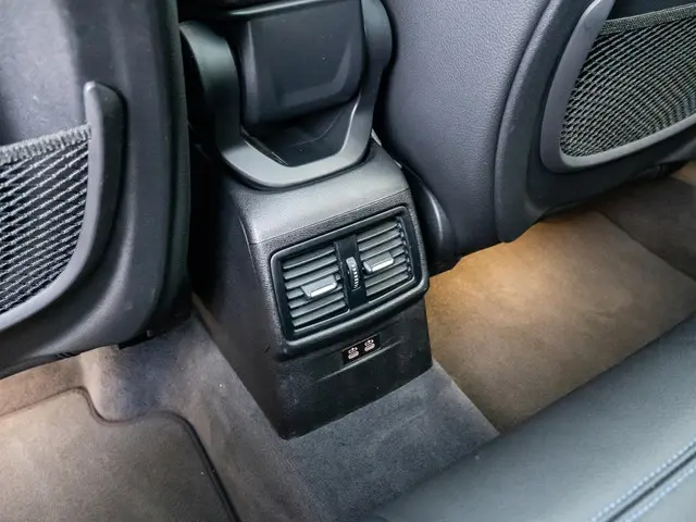 BMW X1 sDrive20i 2020 Benzine 23