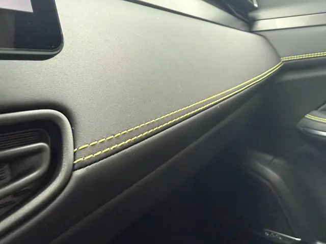 Lynk & Co 01 1.5 More 2026 Hybride Benzine 24