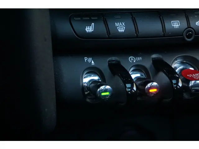MINI 3-Deurs Cooper 2023 Benzine 16
