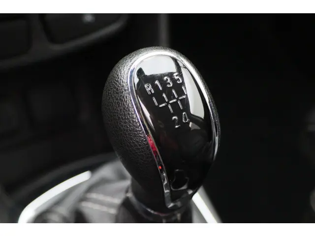 Opel Mokka 1.6 Selection 2015 Benzine 42