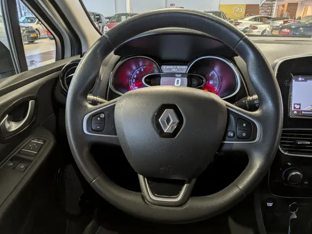Renault Clio Estate 0.9 TCe Zen 2018 Benzine 10