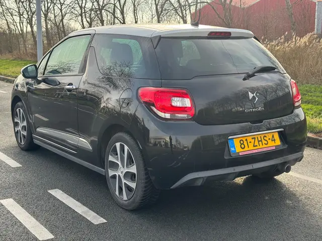 Citroën DS3 1.2 VTi So Chic / AIRCO / NAP 2012 Benzine 7