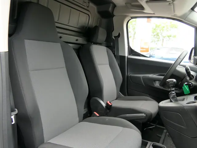 Opel Combo 1.5D L1H1 2022 Diesel 16