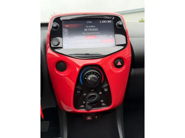 Citroën C1 1.0 VTi Airscape Shine cabrio 2019 Benzine 12