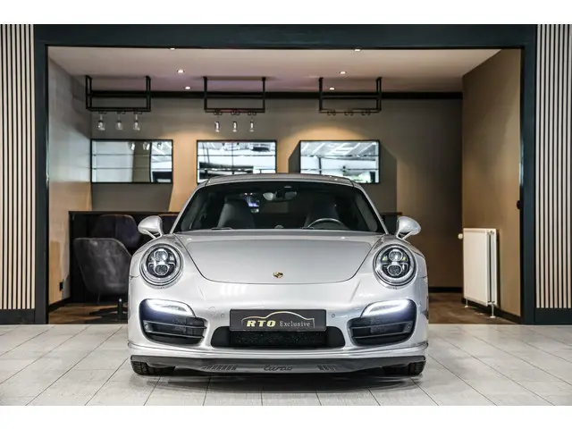 Porsche 911 3.8 Turbo Approved t/m 05-06-2027 2013 Benzine 8