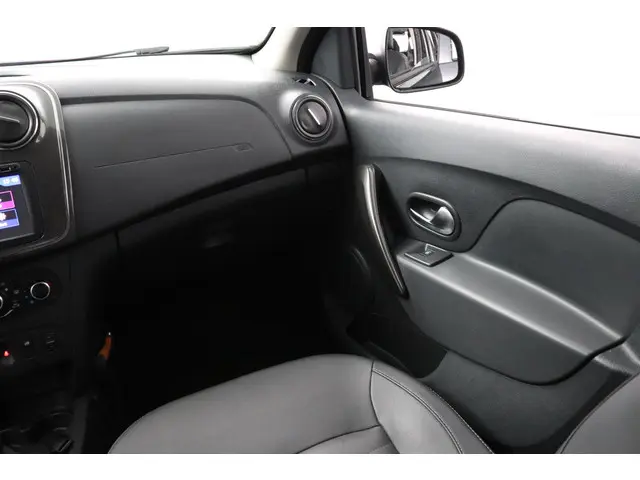 Dacia Sandero Stepway TCe 90 SL Stepway 2018 Benzine 8