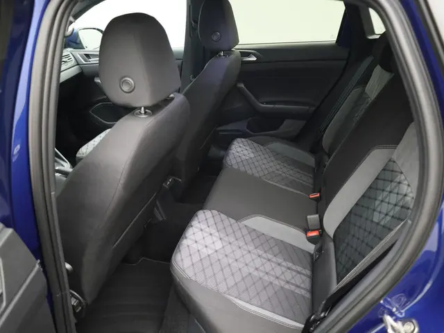 Volkswagen Taigo 1.0TSI/116PK R-Line DSG 2024 Benzine 21