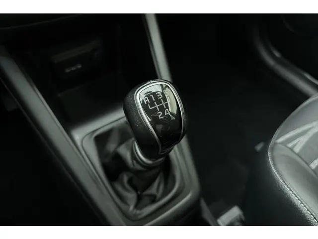 Kia Venga 1.4 CVVT DynamicPLusLine 2015 Benzine 19