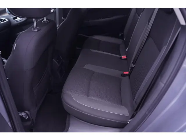 Citroën C4 1.6 BlueHDi Business 2017 Diesel 32