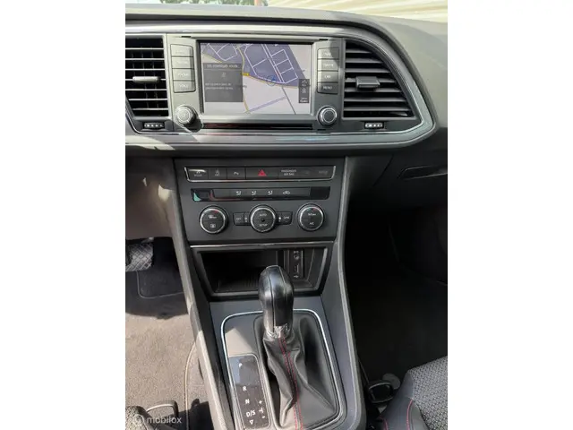 SEAT Leon Sportstourer ST 1.4 EcoTSI FR 2016 Benzine 13