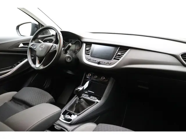 Opel Grandland X 1.2 Turbo Business + 2019 Benzine 3