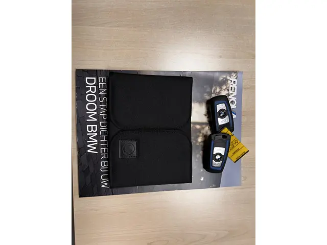 BMW 3 Serie Touring 318i M Sport 2019 Benzine 19