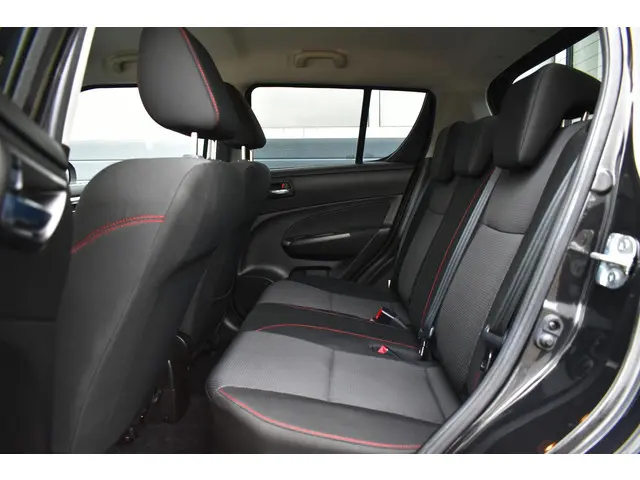 Suzuki Swift 1.6 Sport 2014 Benzine 11