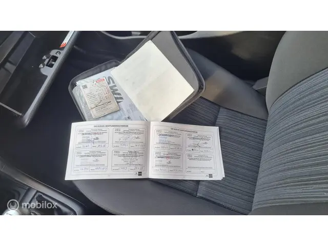 Suzuki Swift 1.2 Comfort EASSS 2015 Benzine 18