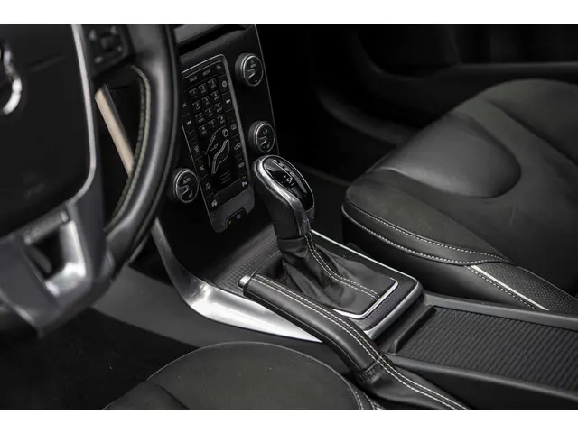 Volvo V40 1.5 T3 Polar+ Sport 2019 Benzine 31