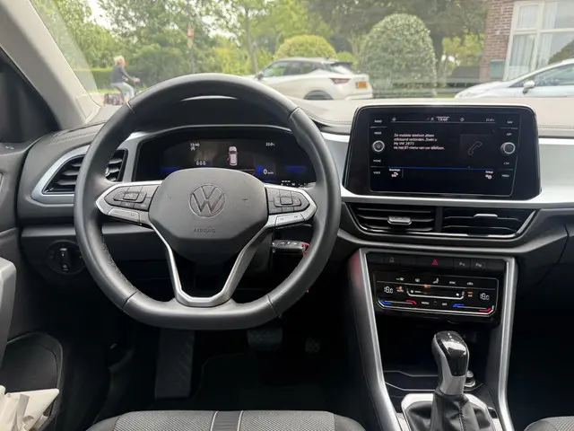 Volkswagen T-Roc 1.5 TSI Life 2024 Benzine 11