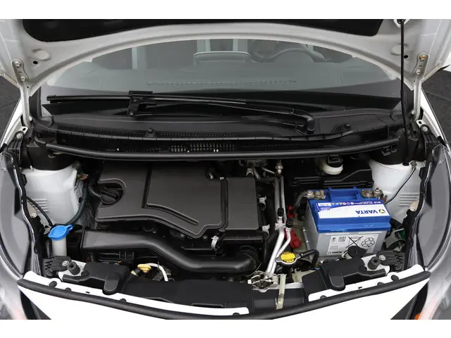 Toyota Aygo 1.0 VVT-i x-play 2015 Benzine 33