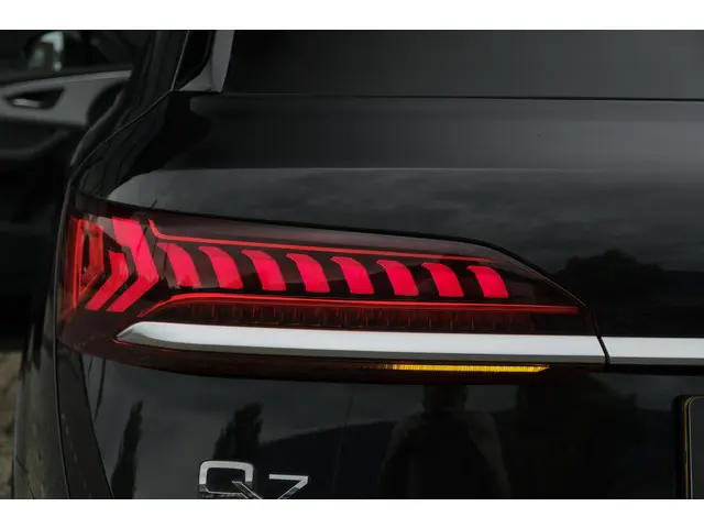 Audi Q7 55 TFSIe 380pk Quattro 2020 Hybride Benzine 44