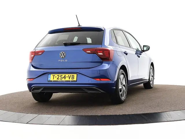 Volkswagen Polo 1.0 TSI 95pk Life 2023 Benzine 2