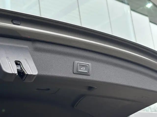 Audi Q3 35 TFSI S Line 2019 Benzine 12