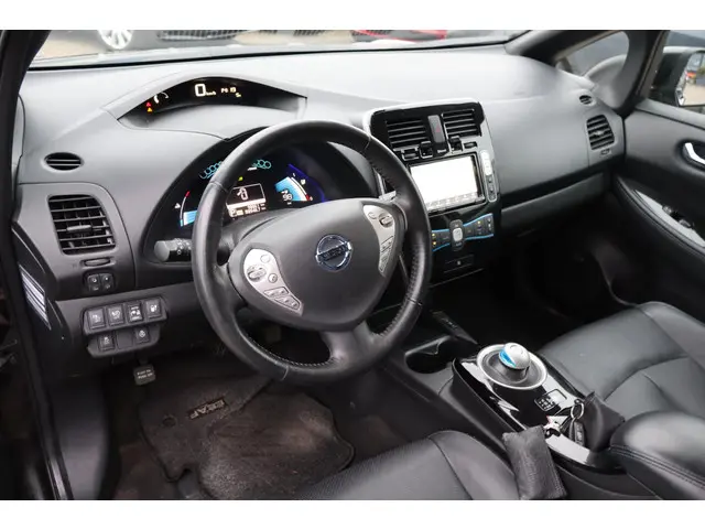 Nissan Leaf Tekna 24 kWh 2016 Elektrisch 9
