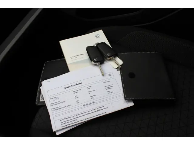 Volkswagen T-Cross 1.0 TSI Life Executive 2021 Benzine 23