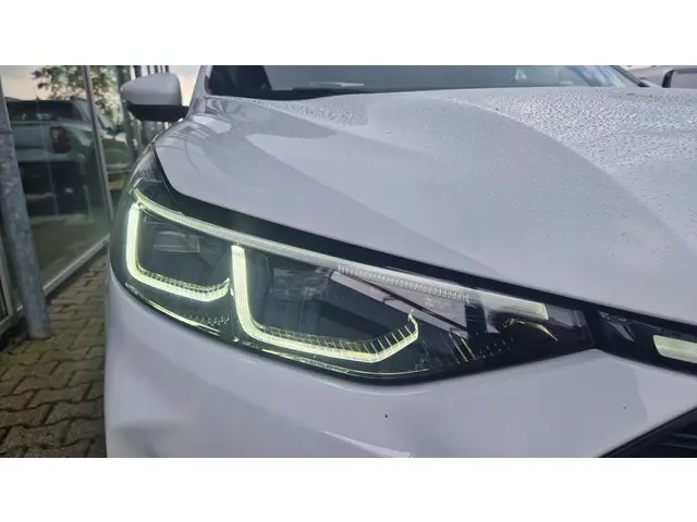 Ford Kuga 2.5 PHEV ST-Line X 2025 Hybride Benzine 5