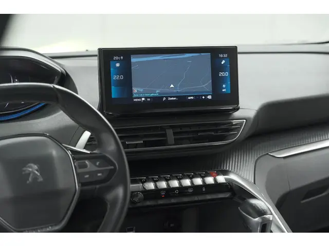 Peugeot 3008 PureTech 130 Allure 2021 Benzine 51