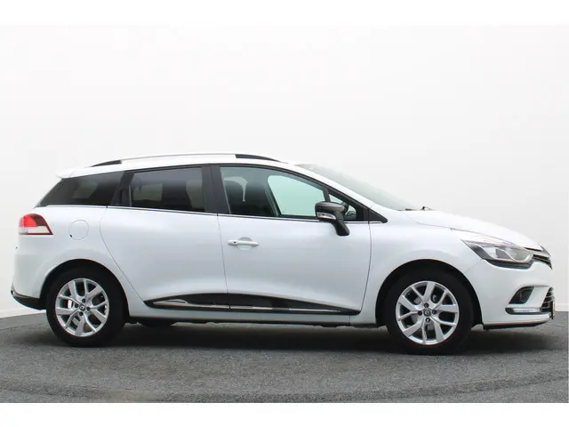 Renault Clio Estate 0.9 TCe Limited 2018 Benzine 14