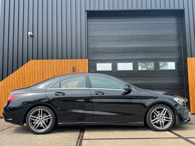 Mercedes-Benz CLA 180 Business Solution AMG 2017 Benzine 5