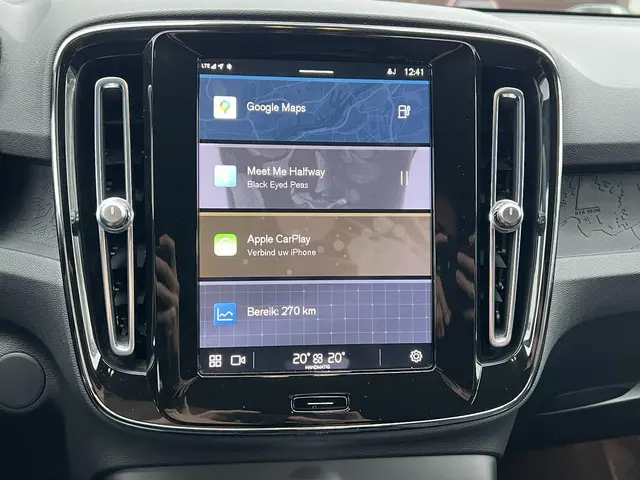 Volvo XC40 Recharge Core 70 kWh 2022 Elektrisch 20