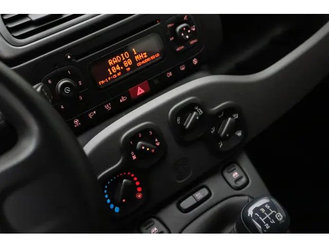 Fiat Panda 0.9 TwinAir Edizione Cool 2016 Benzine 22