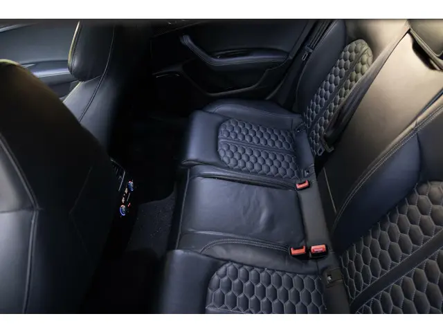Audi RS6 Avant 4.0 TFSI RS 6 quattro 2015 Benzine 27