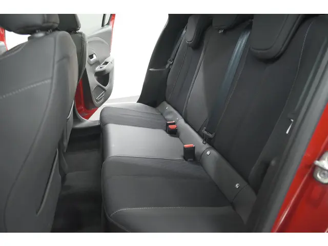 Opel Corsa 1.2 Turbo 100 Ultimate 2023 Benzine 32