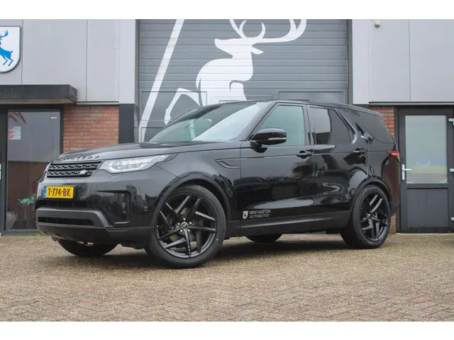 Land Rover Discovery 3.0 Td6 HSE Luxury 2018 Diesel 1