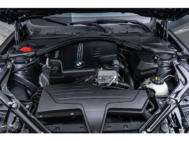BMW 4 Serie Cabrio 428i 2014 Benzine 40