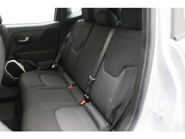 Jeep Renegade 1.6 E-Torq Longitude 2015 Benzine 12