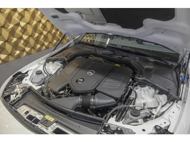 Mercedes-Benz CLE Coupé CLE200 AMG 204pk 2024 Benzine 24