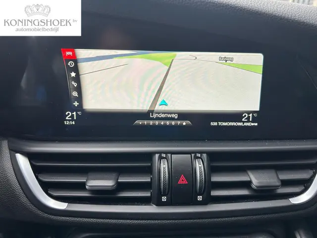 Alfa Romeo Giulia 2.0T Super 2019 Benzine 14