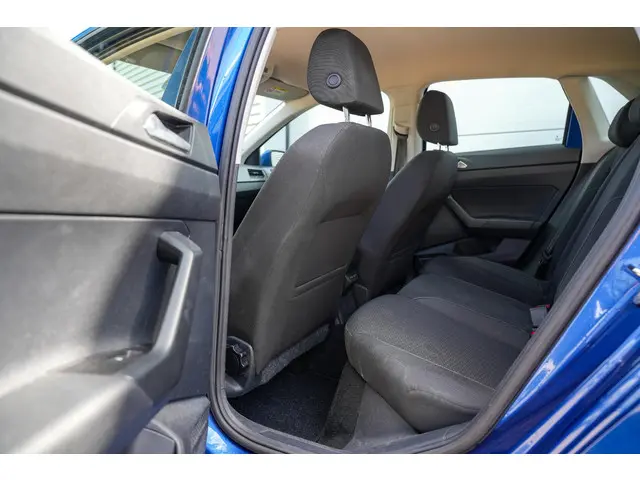 Volkswagen Polo 1.0 TSI Comfortline 2021 Benzine 10