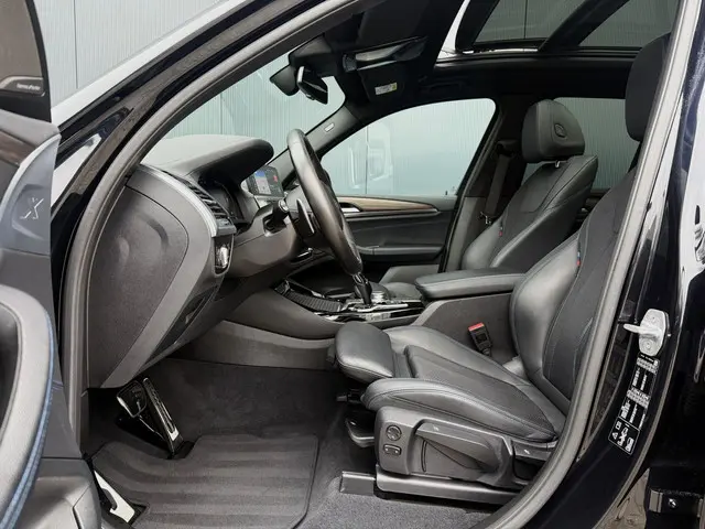 BMW X3 xDrive20i M-sport / pano / HUD / tr.hk / H&K 2020 Benzine 13