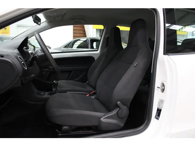 Volkswagen up! 1.0 groove up! BlueMotion 2014 Benzine 5