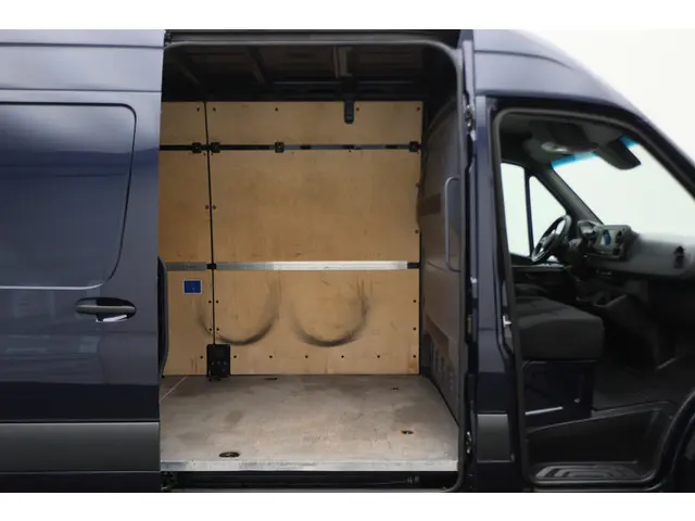 Mercedes-Benz Sprinter 314 2.2 CDI L2H2 2020 Diesel 13