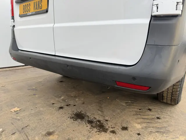 Mercedes-Benz Vito 116 1.9 CDI 2023 Diesel 17
