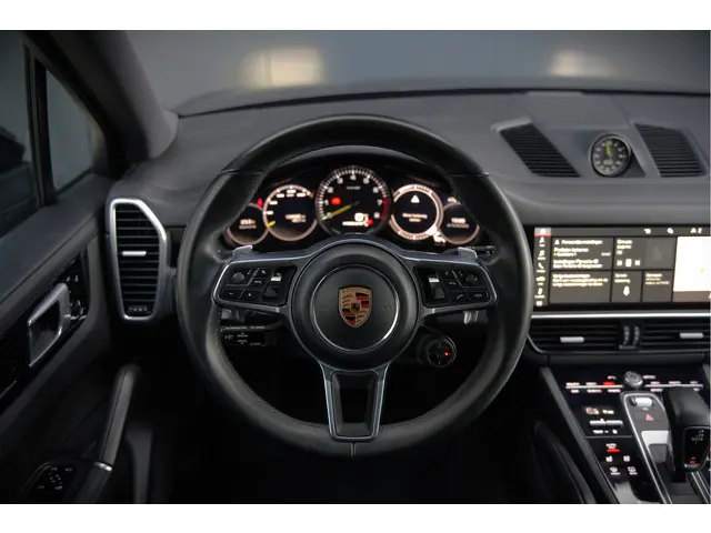Porsche Cayenne 3.0 E-Hybrid 2018 Hybride Benzine 37