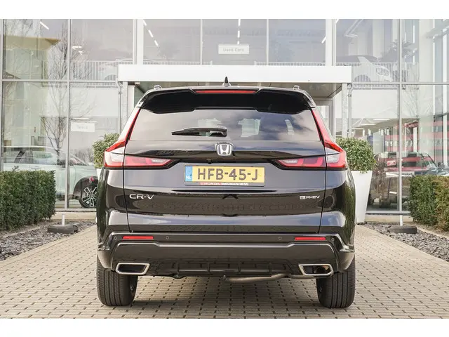 Honda CR-V 2.0i e:PHEV ADVANCE TECH 2025 Hybride Benzine 80