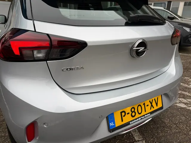 Opel Corsa 1.2 Edition|Cruise Control|LED| 2022 Benzine 9