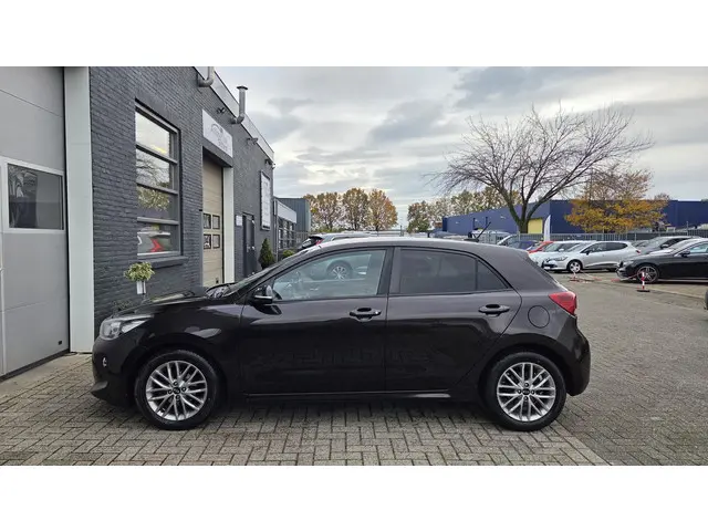 Kia Rio 1.4 DreamTeam 2018 Benzine 2