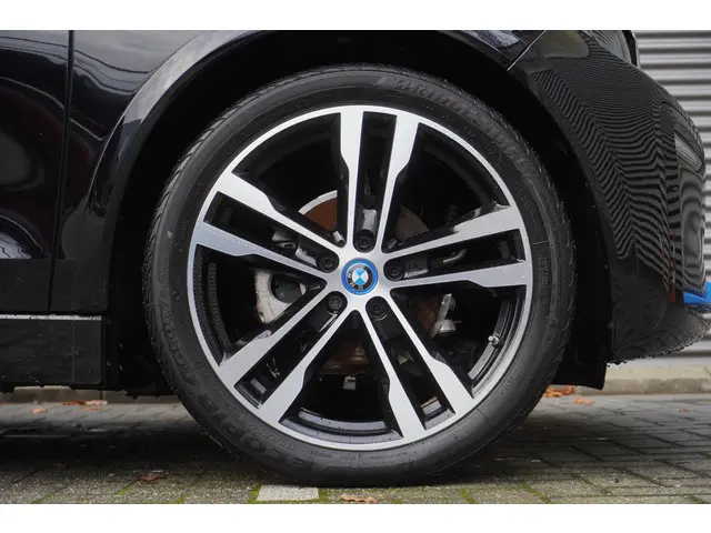 BMW i3 S 2022 Elektrisch 6